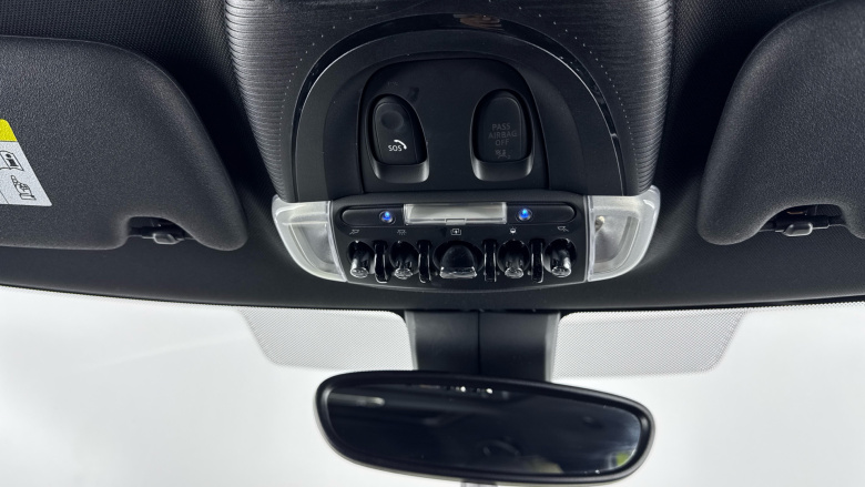 MINI Hatchback 1.5 Cooper Exclusive 5dr Auto Petrol Hatchback